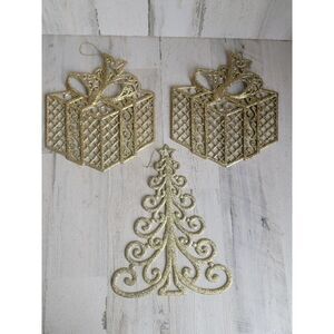 Large golden tree present gift ornament set Xmas